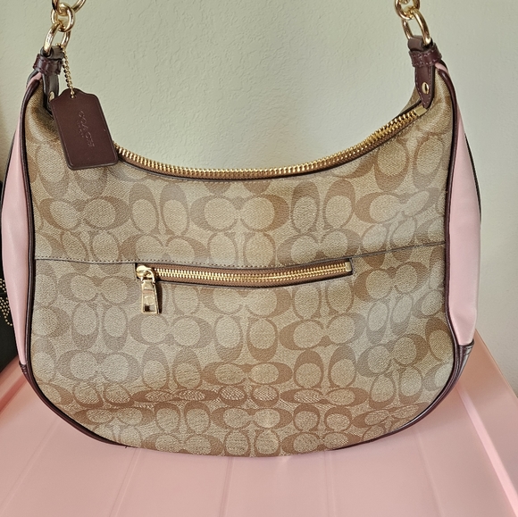 EUC Coach Harley Hobo comes with a crossbody strap. Khaki Oxblod multi. - Picture 2 of 2